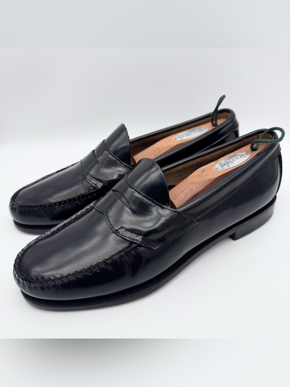 G.H. Bass Weejuns Black Leather Penny Loafers Men Size 8 D Dress Shoes
